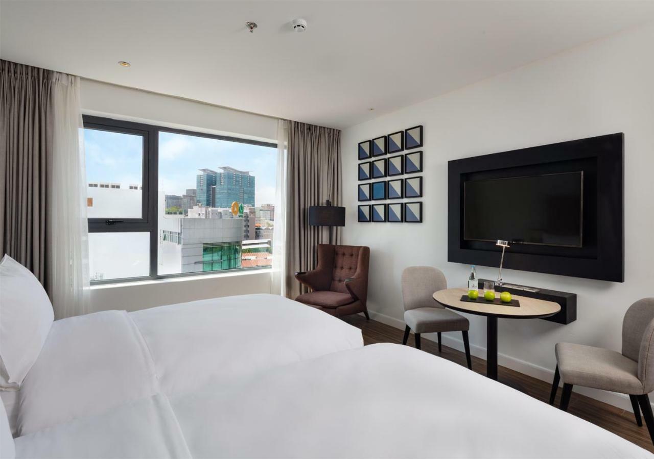 Innside By Melia Saigon Central Ho Chi Minh City Bagian luar foto